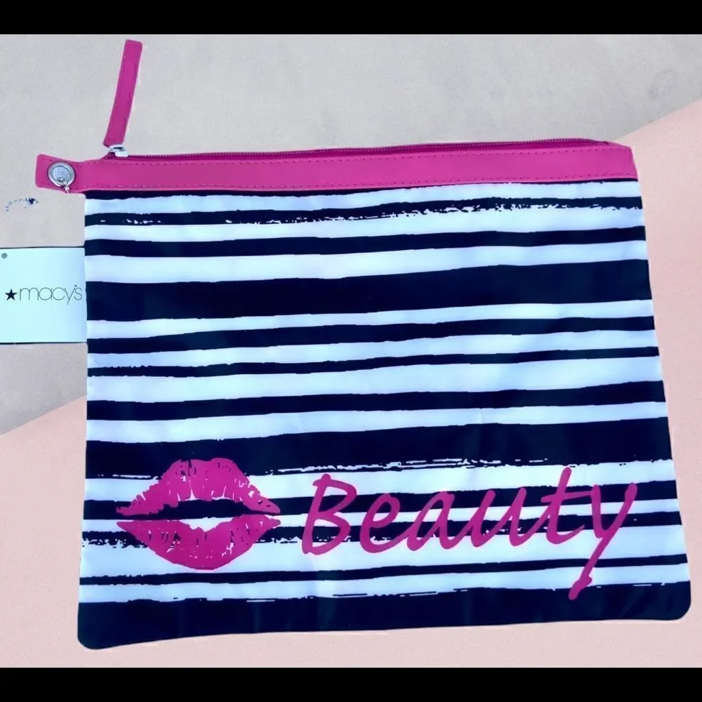 Macy's Beauty Bag Pouch Waterproof NEW WITH TAGS 12”x 9”.